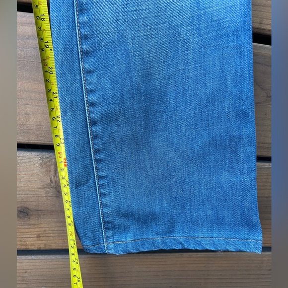 Vintage 7 for all Man Kind kick flares, medium wash, distressed. Size 25 - Picture 12 of 13